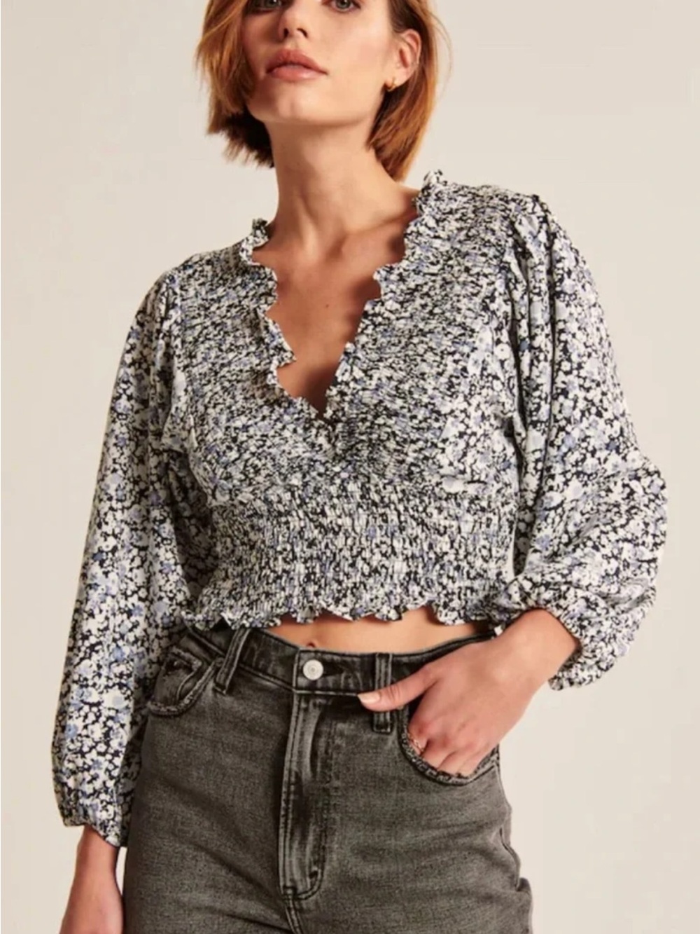 Abercrombie & Fitch Navy and White Smocked Floral V-Neck Crop Top